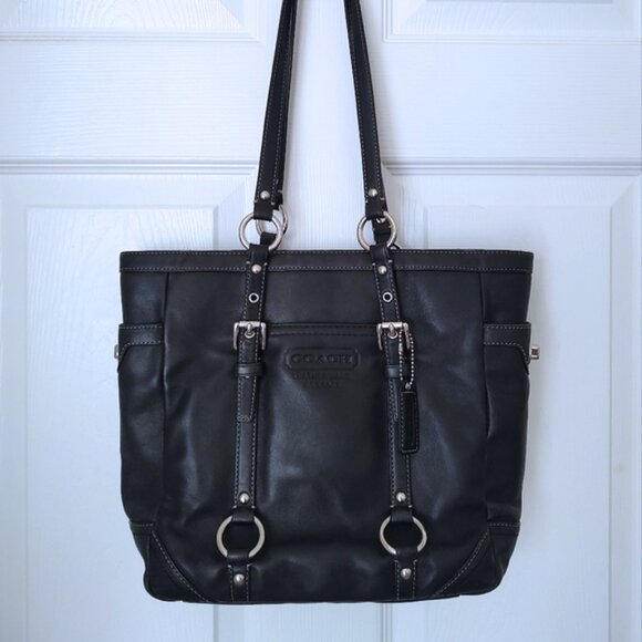 Coach Handbags - Coach Y2K vintage leather buckle Gallery tote #F11524 EUC